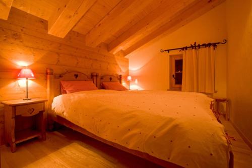 Double Room with Private External Bathroom