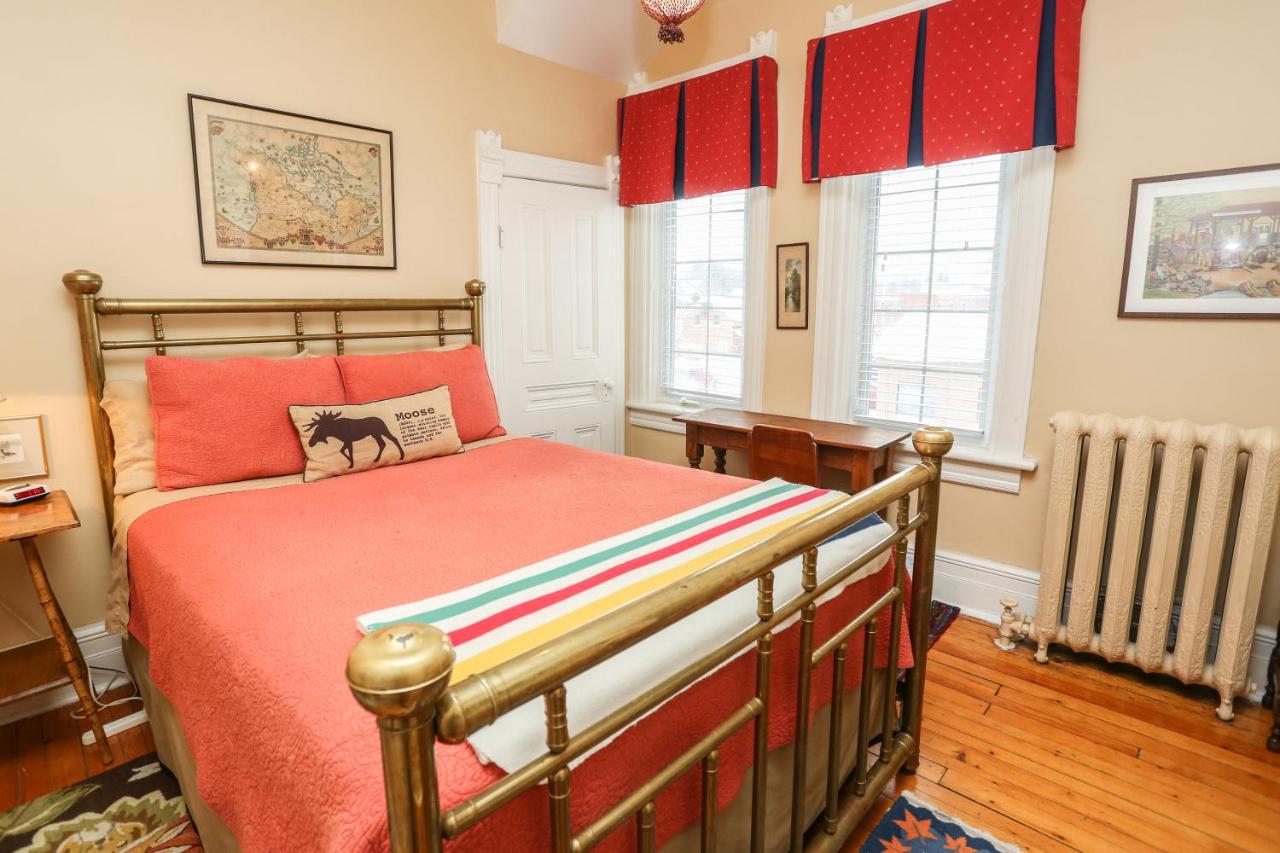 Habitación Doble con baño - cama grande
