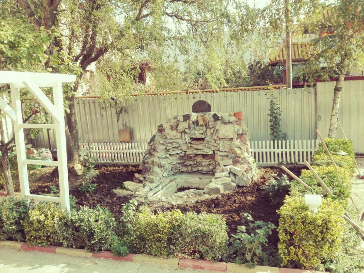 Camera Tripla Superior