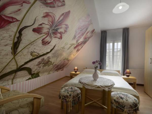 Deluxe Double Room with Extra Bed