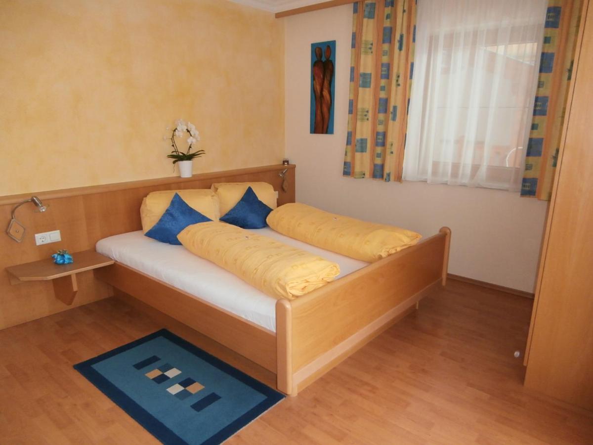 Apartment Blue with One Room