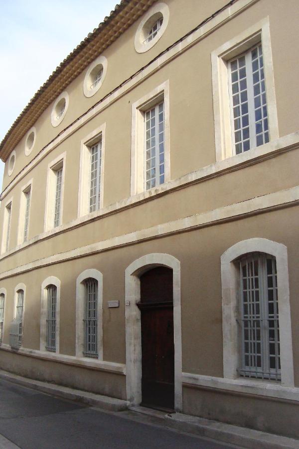 Appartement de caractère entre St Rémy et Avignon, 74m2, 2 à 4 personnes - B&B
