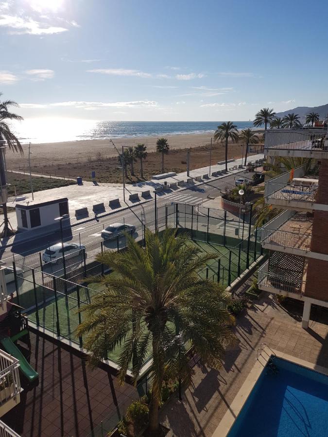Mogaver Beach Castelldefels - B&B Castelldefels