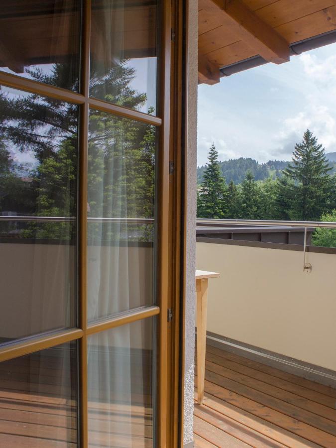 Camera Tripla con Vista Montagna