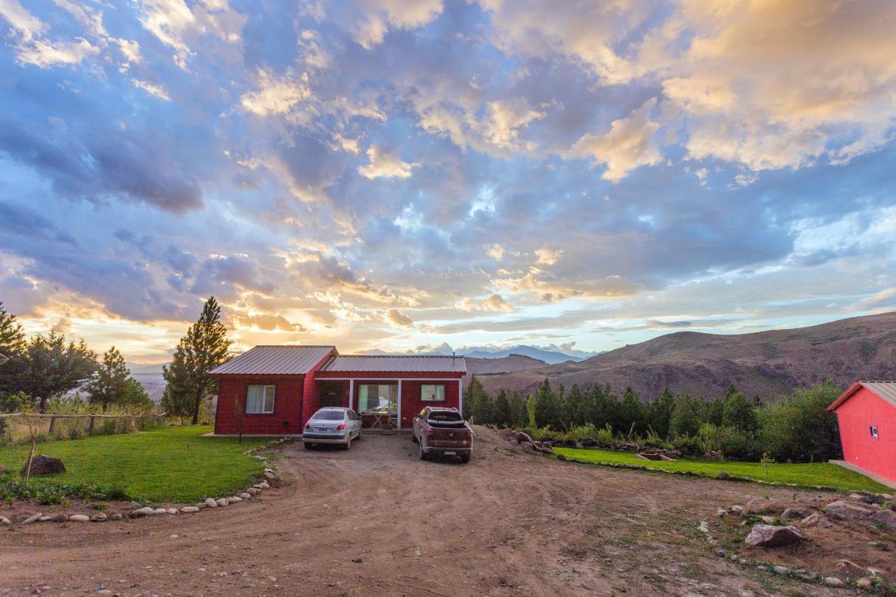 Cabañas La Lila - B&B Huinganco