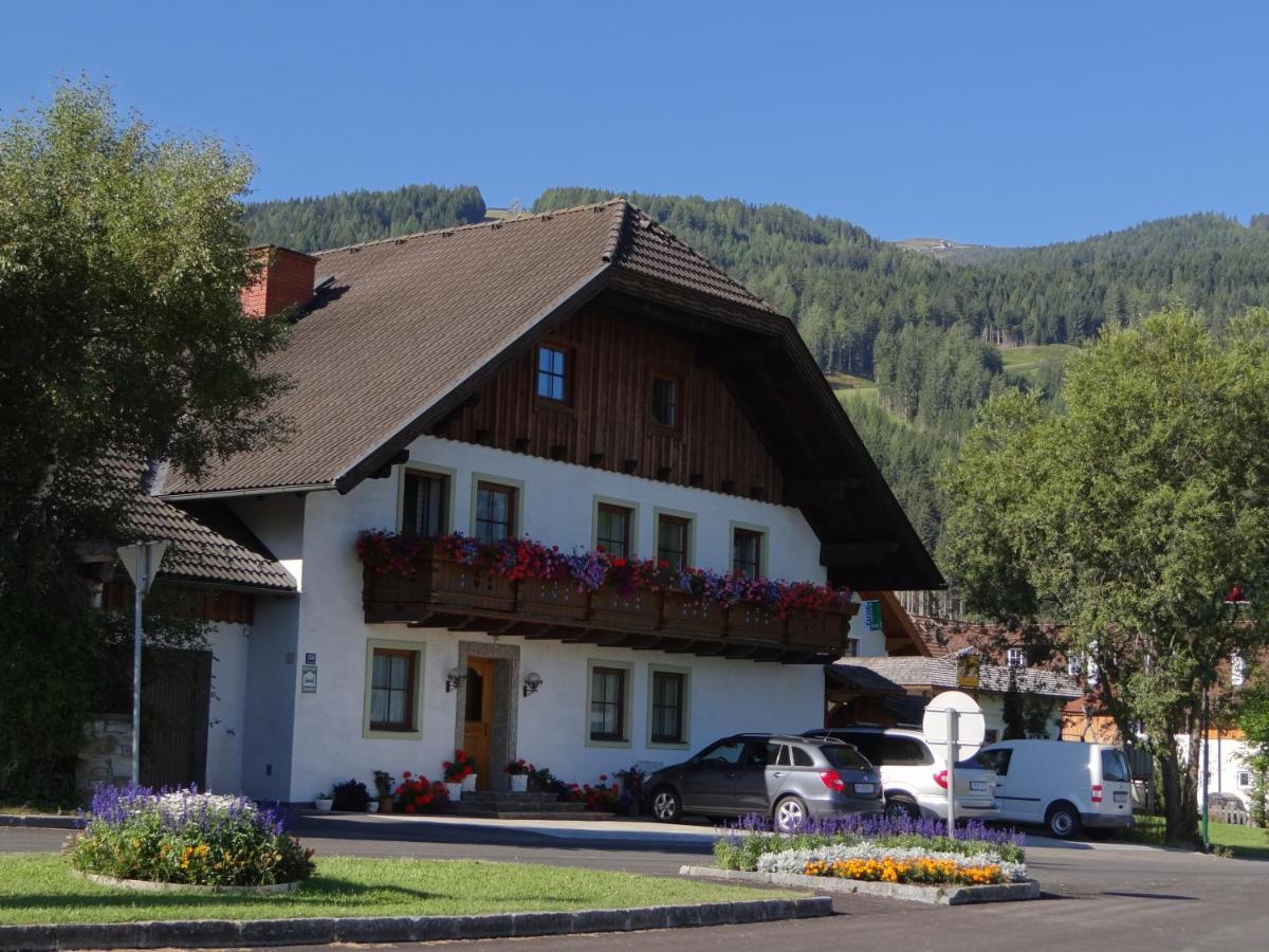 Haus Edelweiss - B&B Sankt Margarethen im Lungau