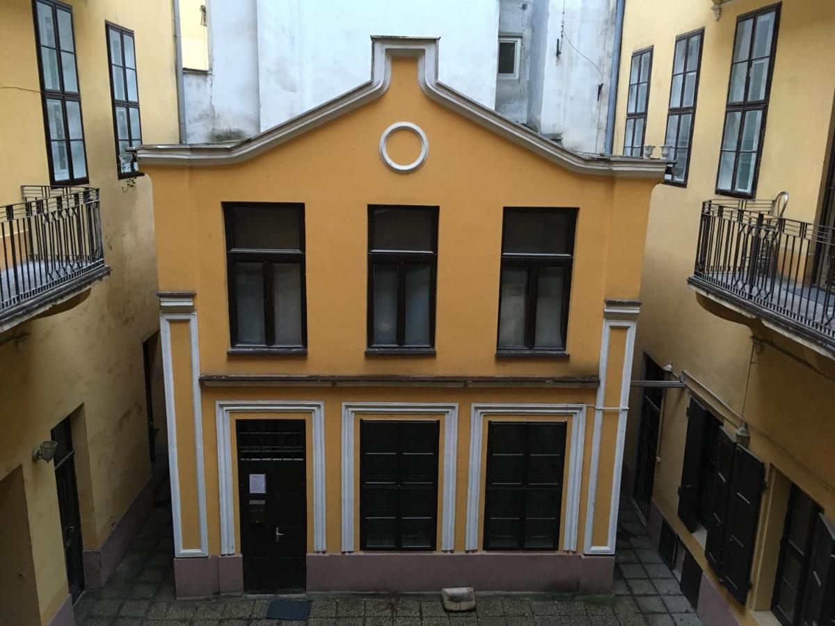 City Heart Apartment - B&B Budapest