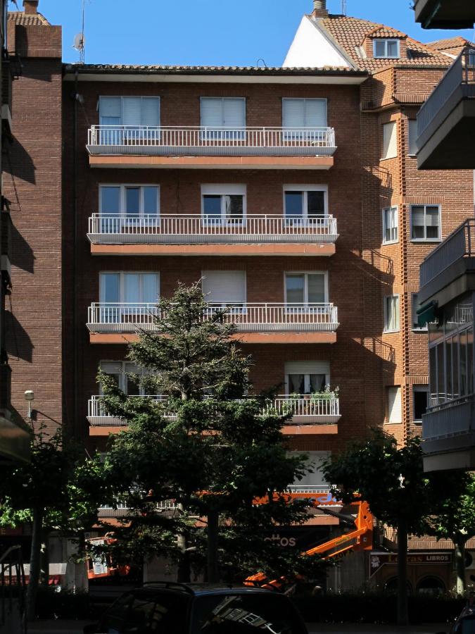 Apartamentos abula - B&B