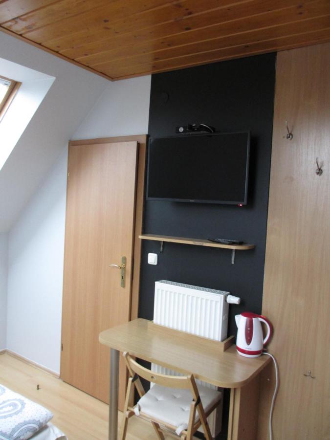 Triple Room with Private Bathroom