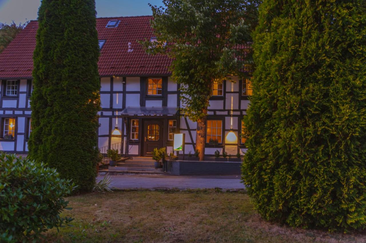 B&B Hattingen - Wegermann`s BIO-Landhaus im Wodantal - Bed and Breakfast Hattingen