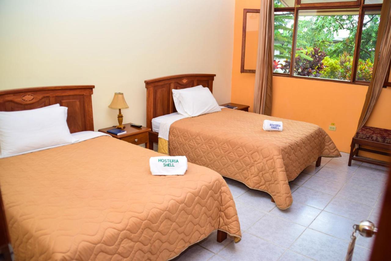 Deluxe Double Room (2 Adults + 1 Child)