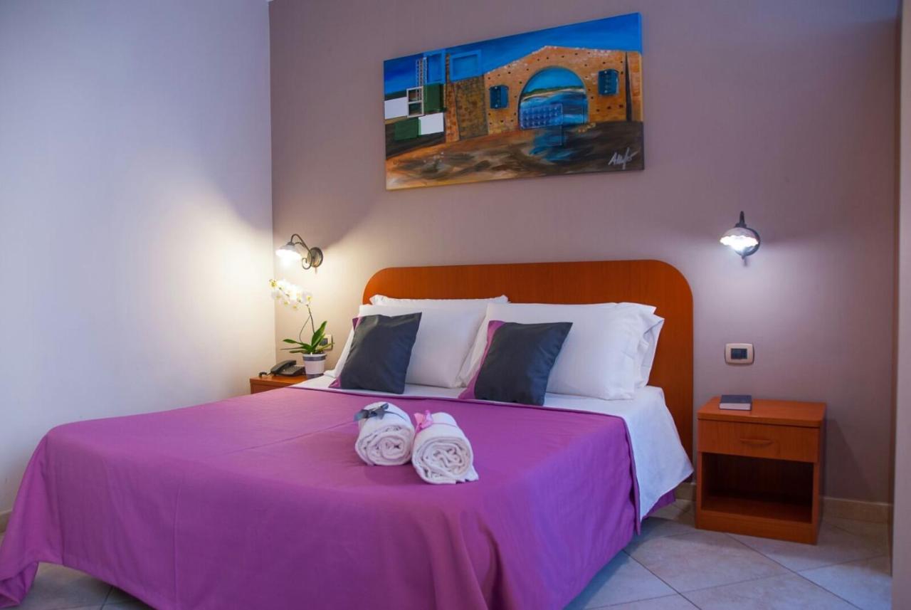 B&B Avola - B&B Villa Eben Ezer - Bed and Breakfast Avola