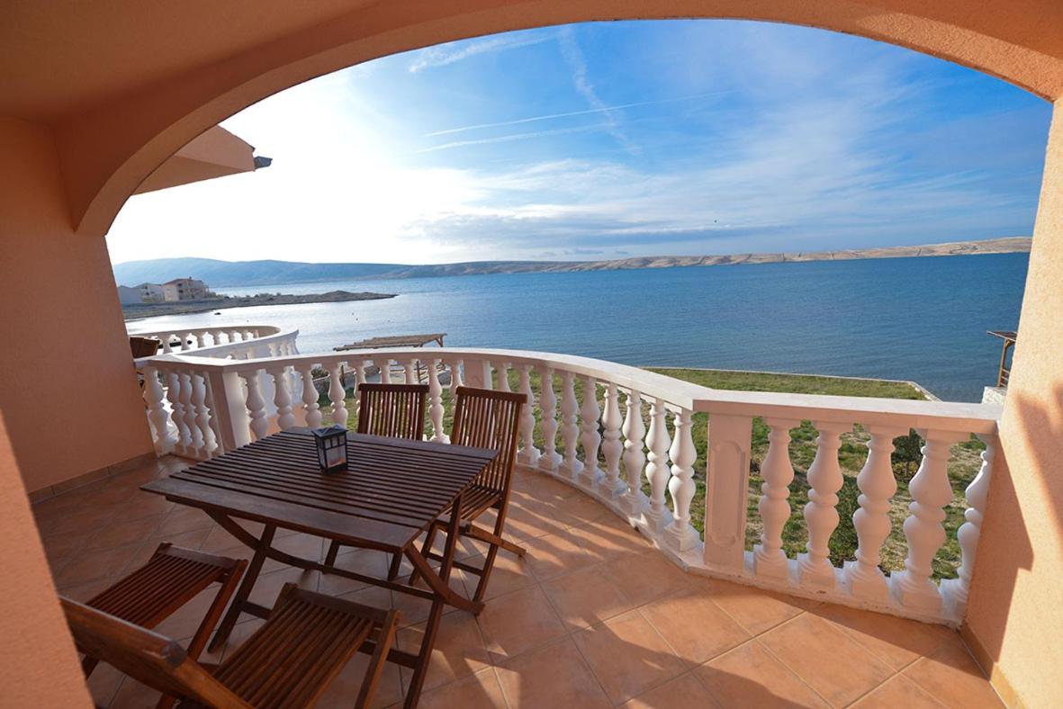 Villa Maestral - B&B