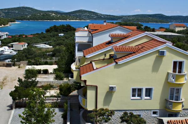 Apartmani Slavica - B&B