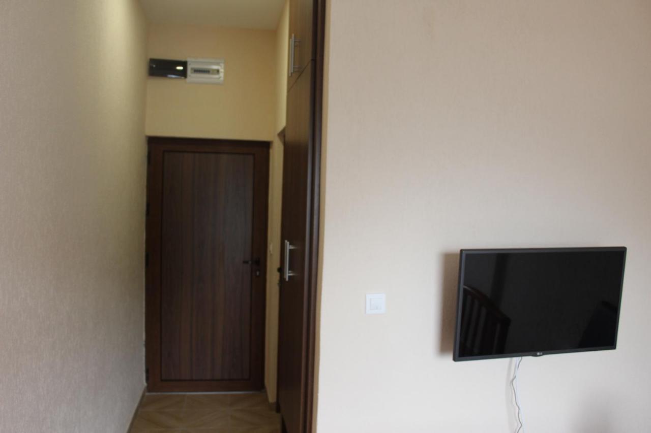 Deluxe Double or Twin Room with Mountain View