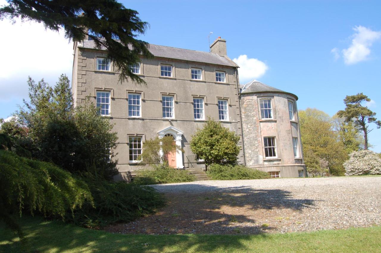 B&B Downpatrick - Ballydugan Country House - Bed and Breakfast Downpatrick