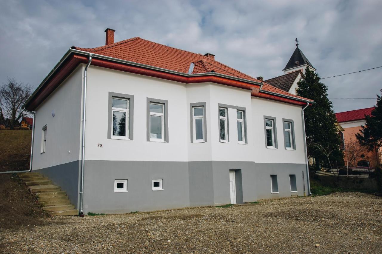 Mosolyka Vendégház - Ferienwohnung