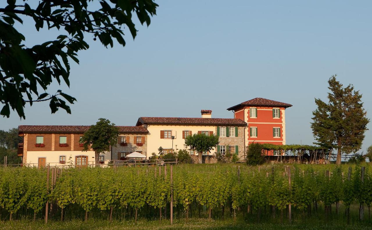 Alloggio Agrituristico CORTE SAN BIAGIO - B&B Corno di Rosazzo