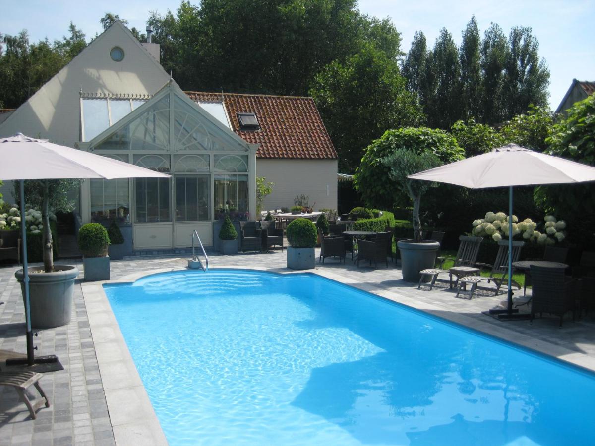 B&B Dudzele - Boutique hotel Het Bloemenhof - Bed and Breakfast Dudzele