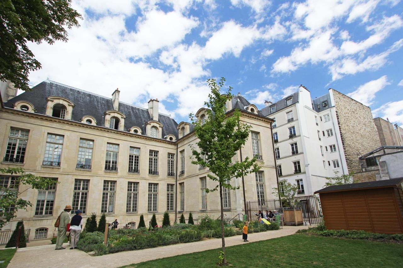 Great Apartments Heart Marais - B&B