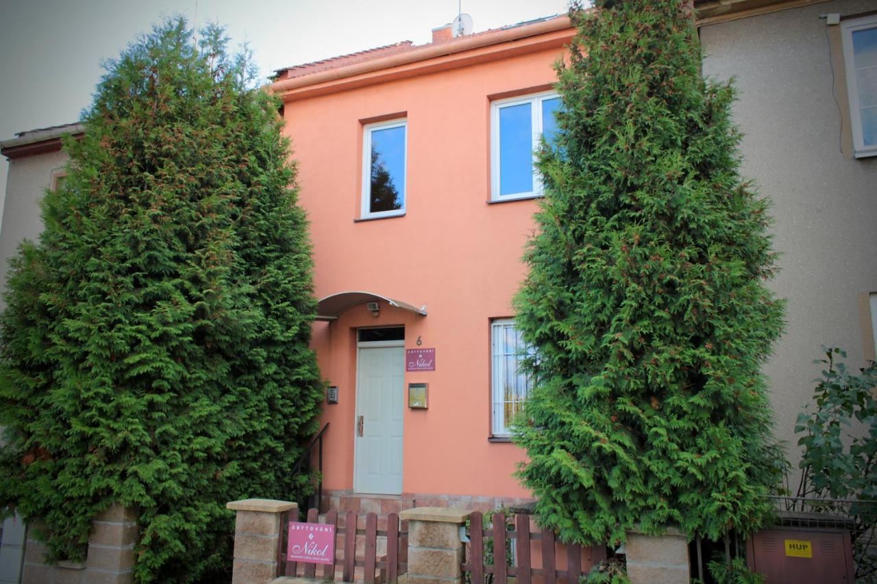 B&B Brno - Ubytovani Nikol - Bed and Breakfast Brno