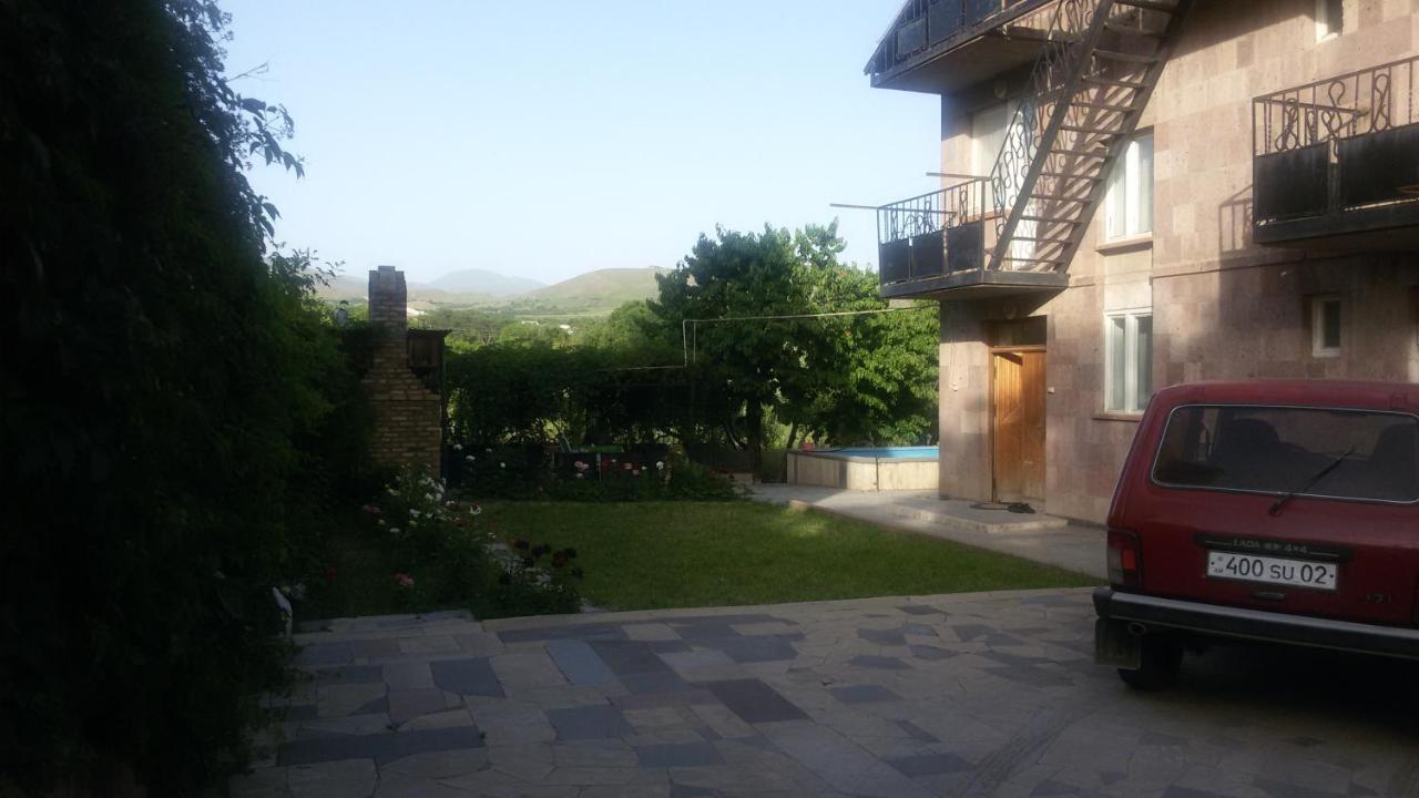 B&B Yeghegnadzor - Apricot Tree B&B - Bed and Breakfast Yeghegnadzor