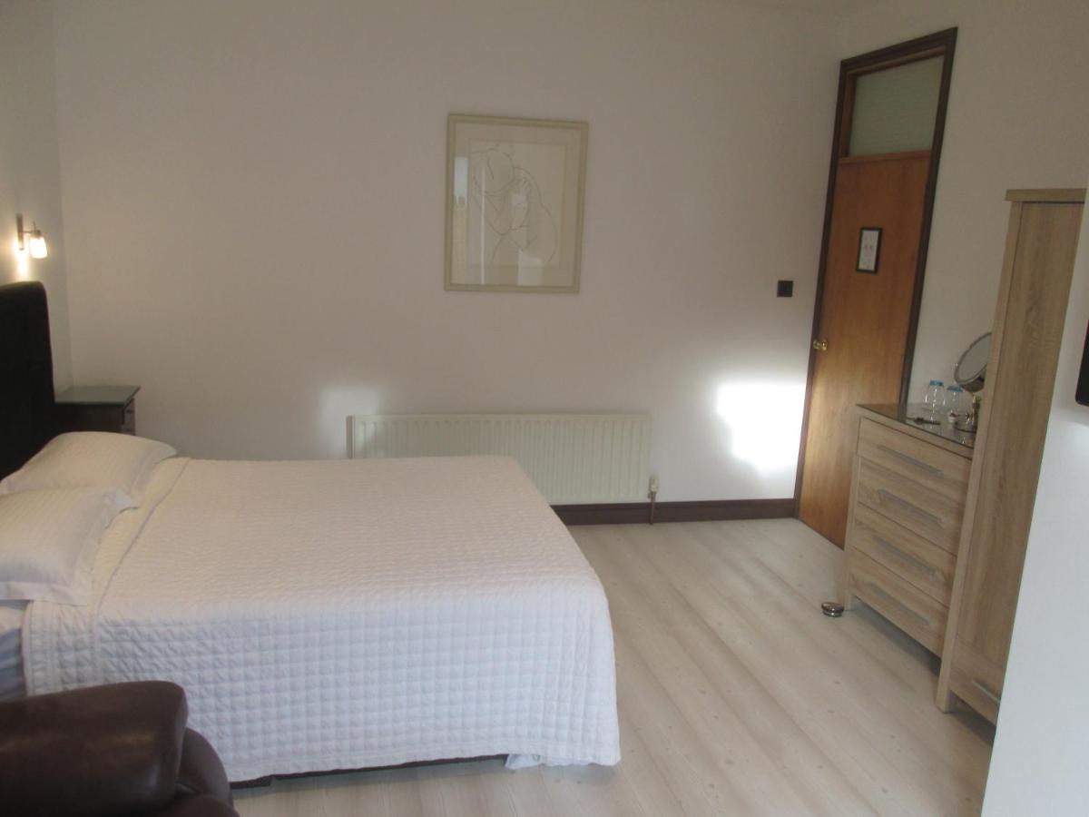 Doppelzimmer mit Patio