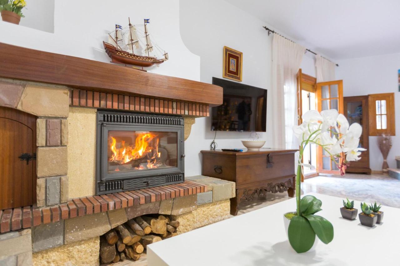 Casa Atalaya en Villa de Nijar con piscina - B&B Níjar