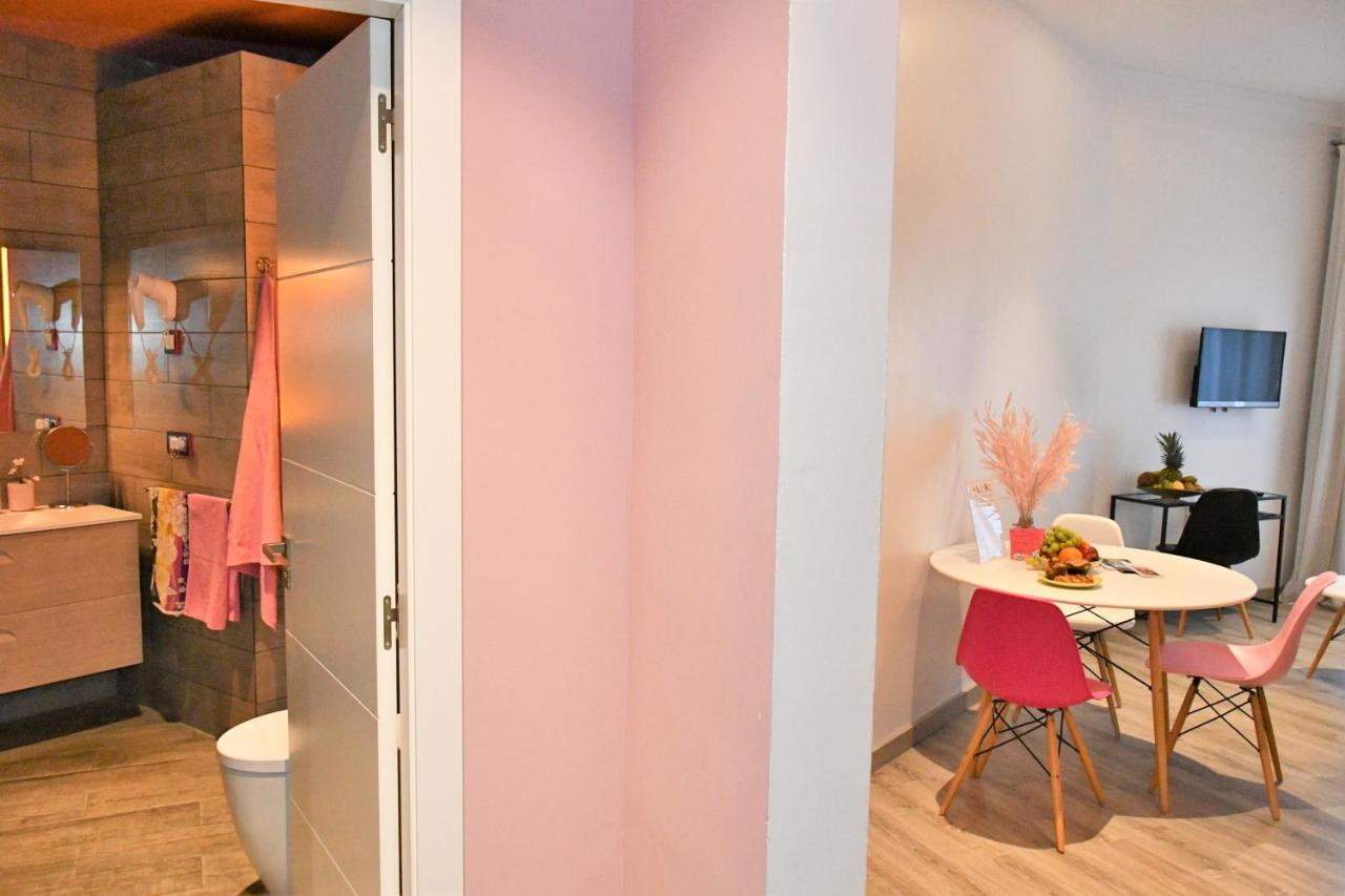 One-Bedroom Apartment with Balcony