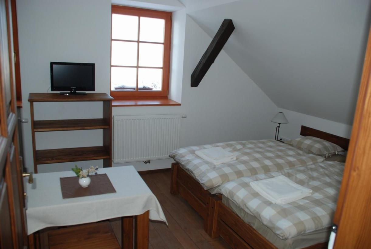 Chambre Double avec Cuisine Commune