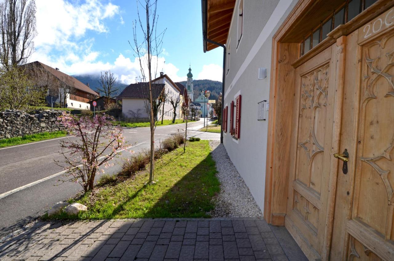 AT 119 - Via Conti Künigl 9, Roulette