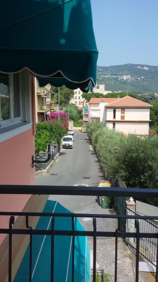 Very cosy house with fabulous sea view! - B&B Pietra Ligure