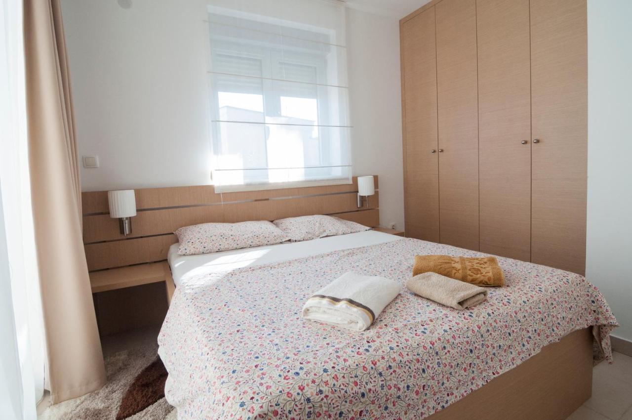 Apartamento de 1 dormitorio con balcón