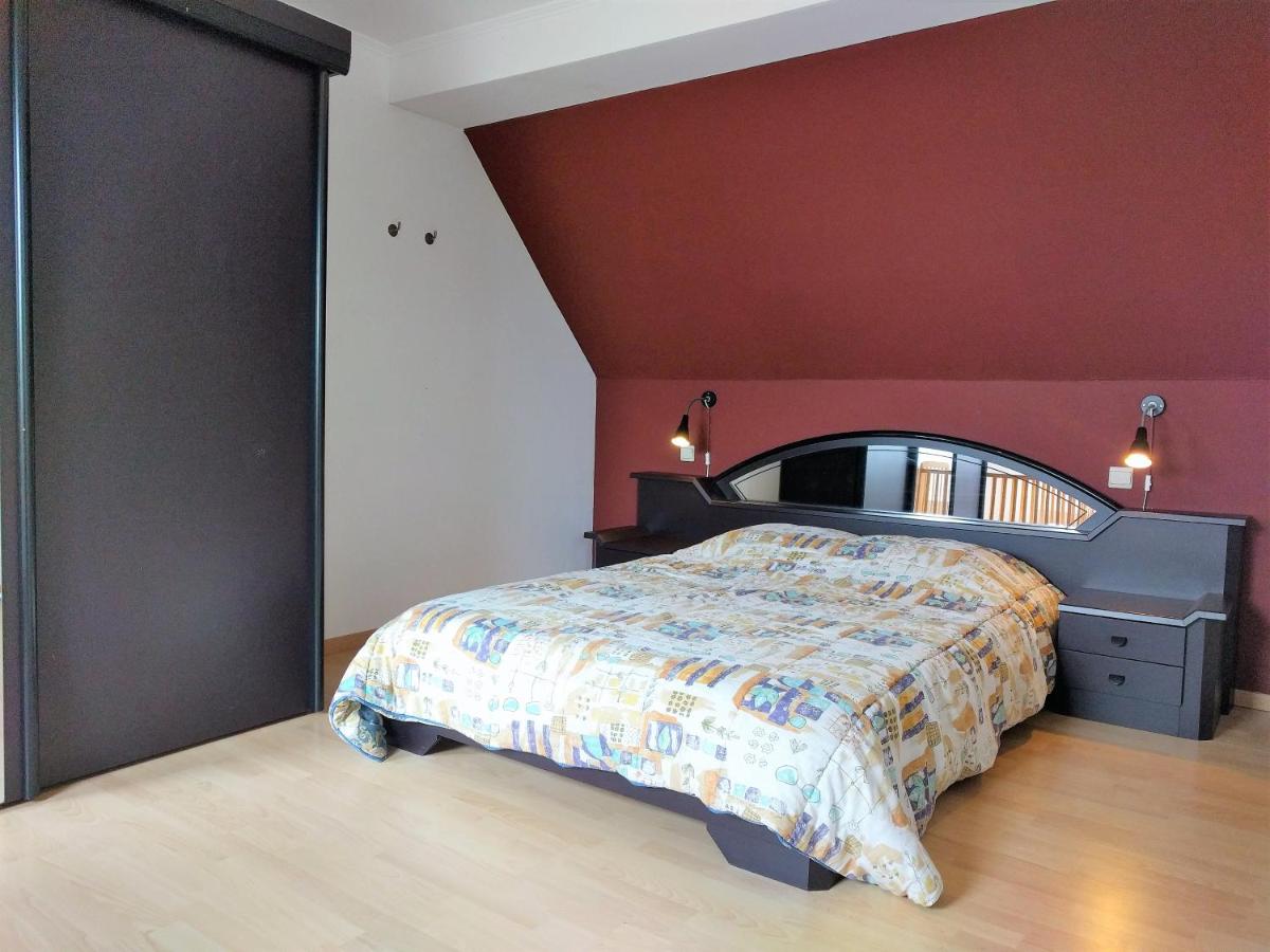 Four-Bedroom Villa (10 Adults)