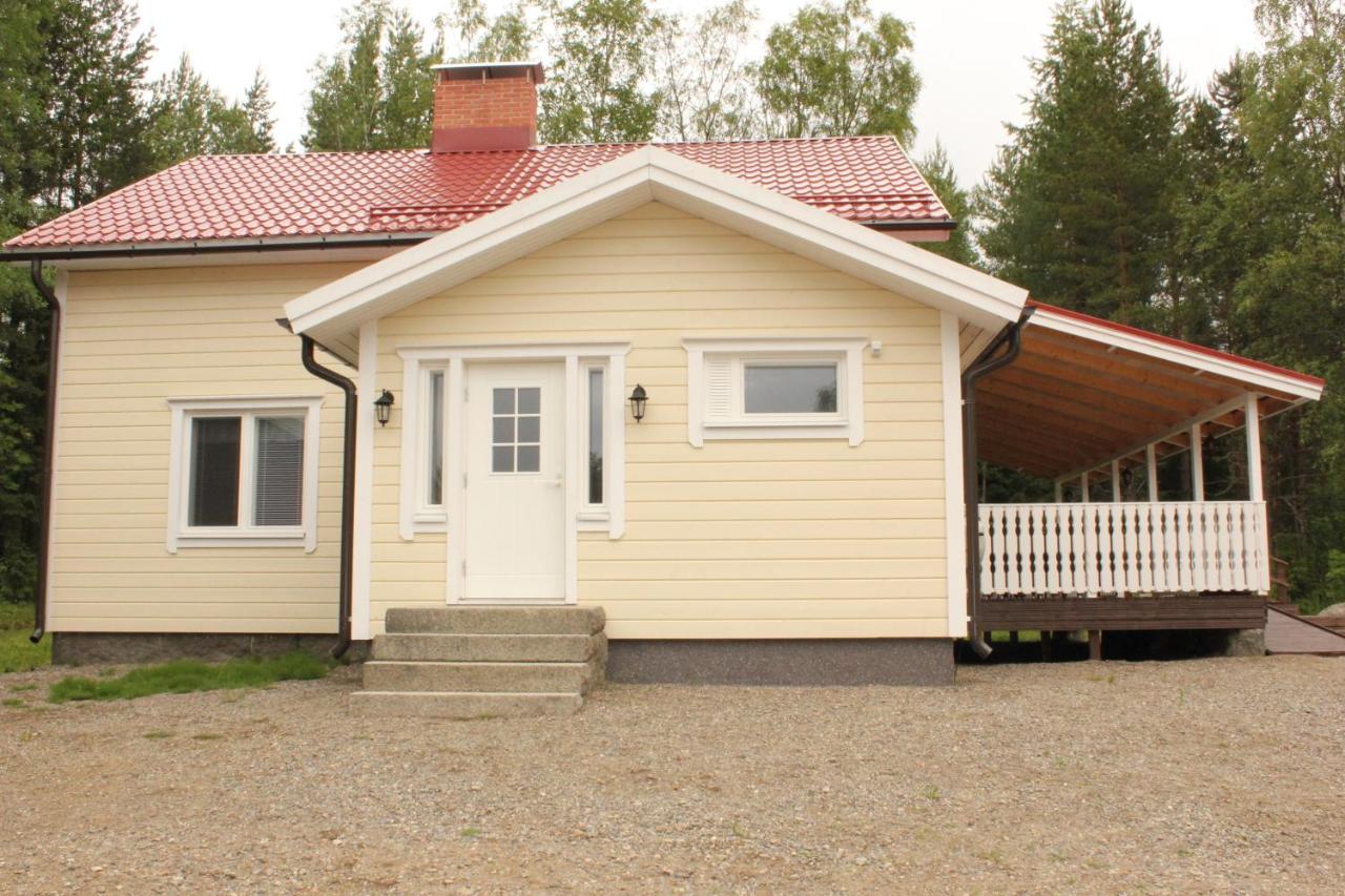 Päärakennus - B&B