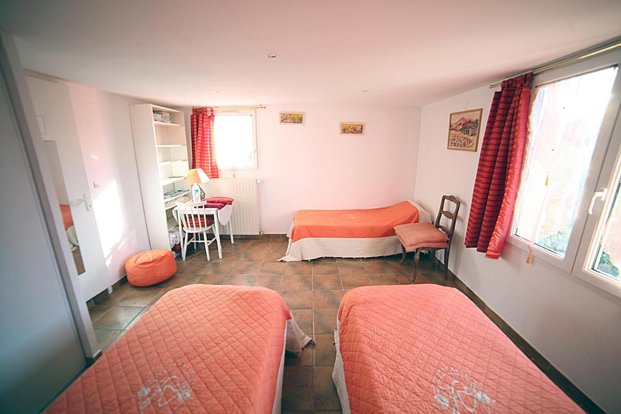 Chambre Familiale avec Salle de Bains