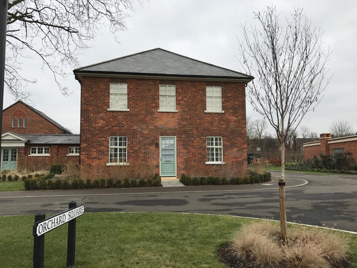 The Officers' Mess - The Garden Quarter - B&B