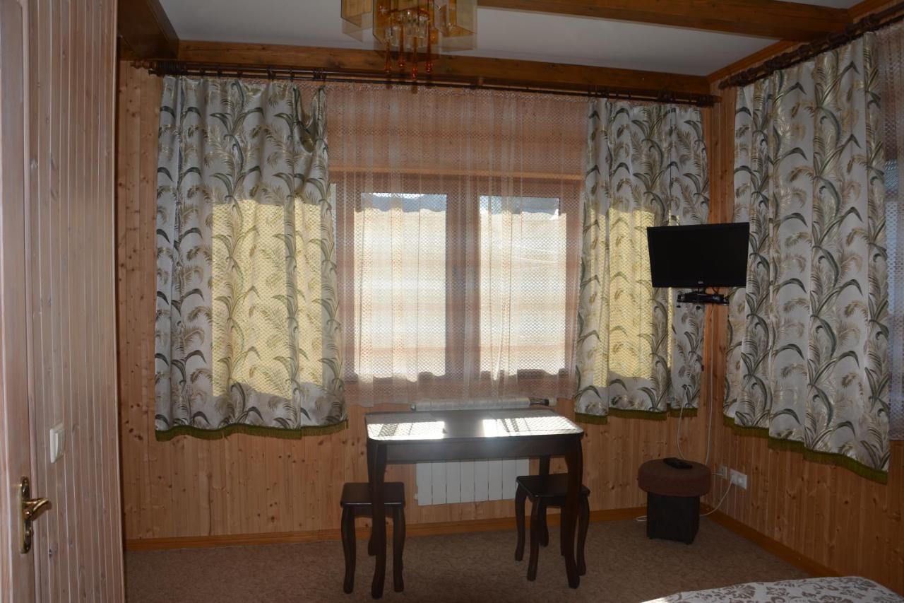 Deluxe Double Room with Shower