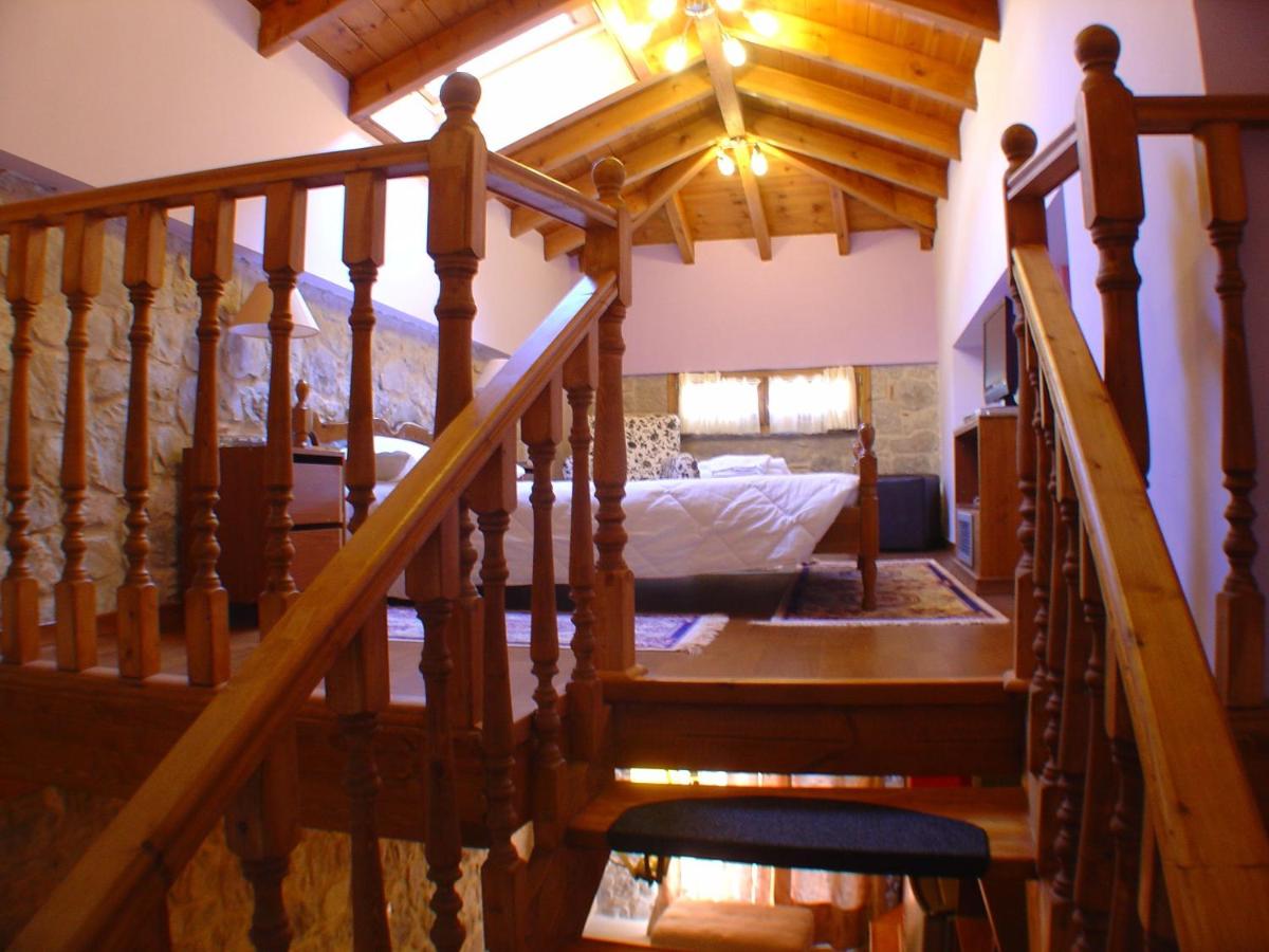 Studio - Split Level