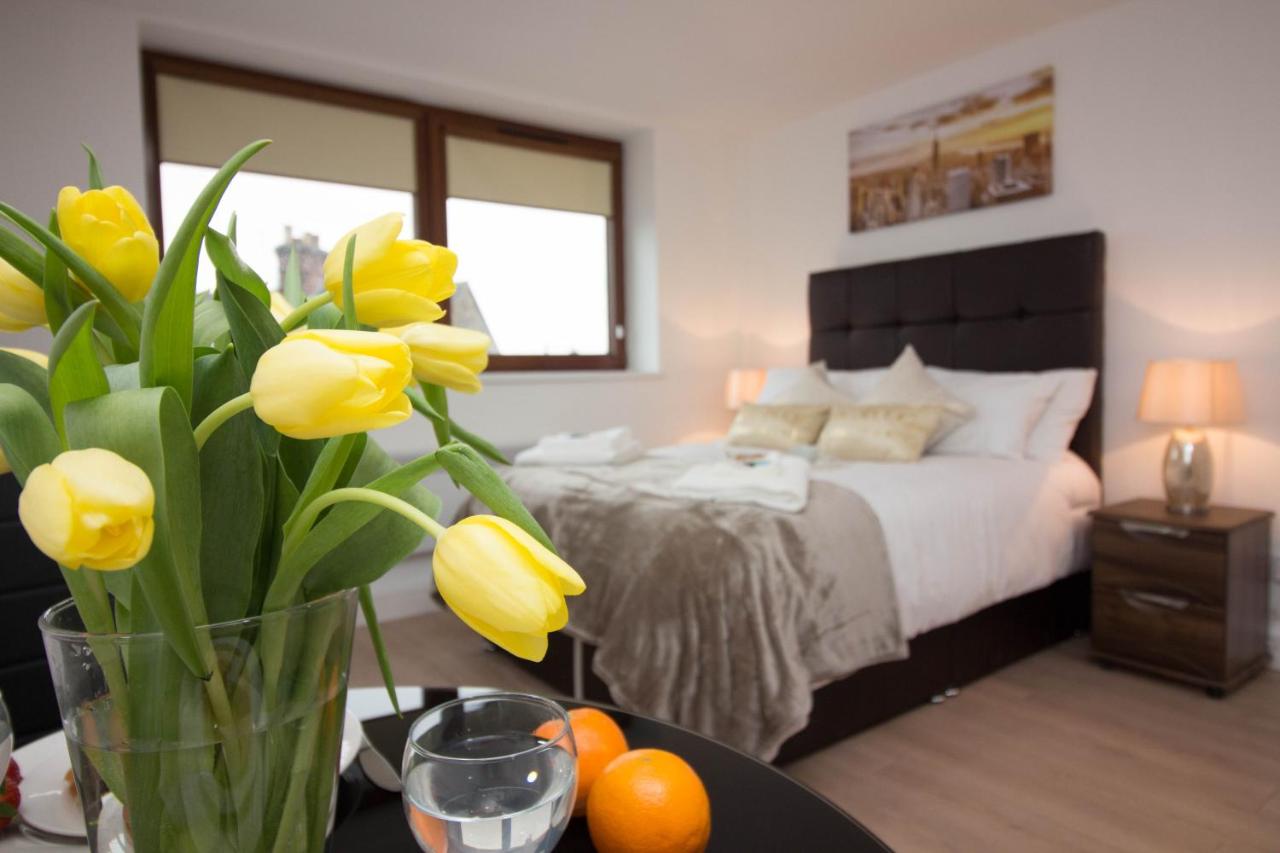 B&B Stoke-on-Trent - Trafalgar House - Bed and Breakfast Stoke-on-Trent