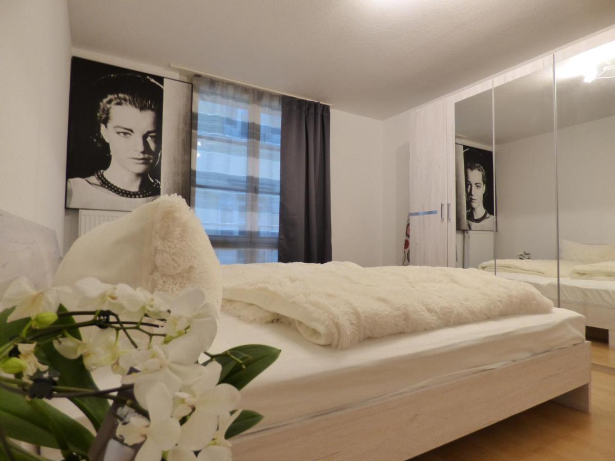 B&B Baden-Baden - Domino Apartment - Bed and Breakfast Baden-Baden