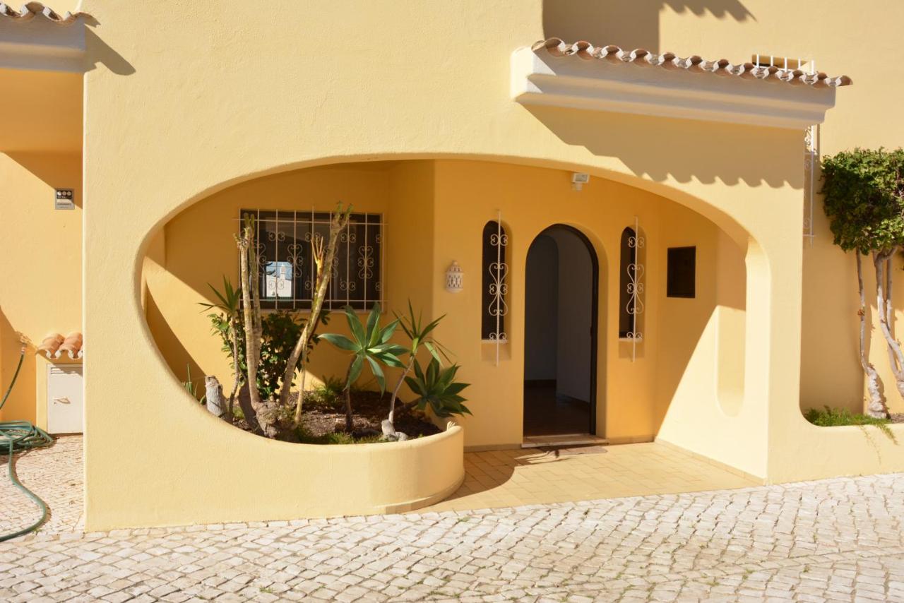Villa Paraiso - 4 Bedrooms and pool - B&B Albufeira