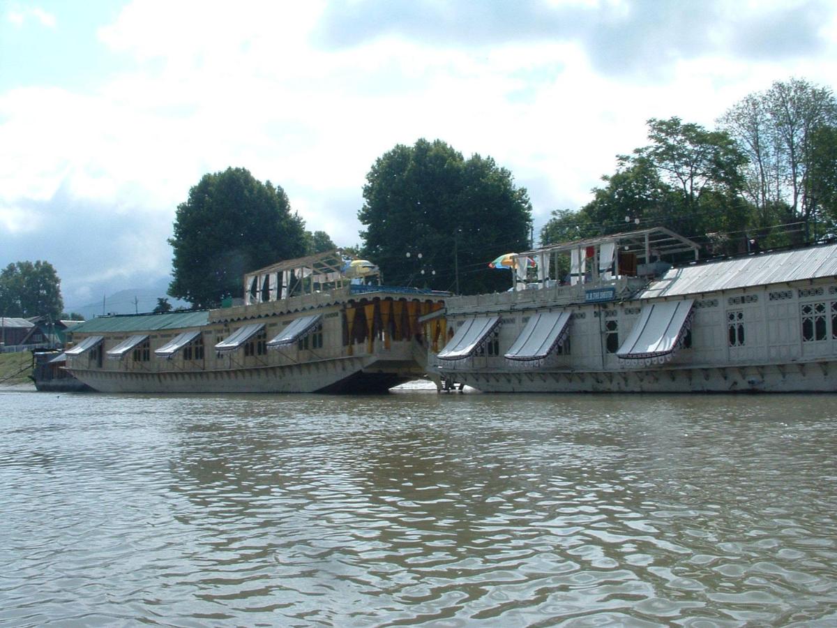The Shelter Group of Houseboats & Tour organiser - Bed and Breakfast