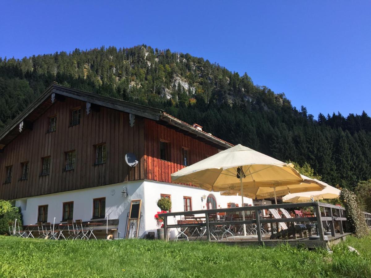 B&B Ruhpolding - Berggasthof Butzn Wirt - Bed and Breakfast Ruhpolding