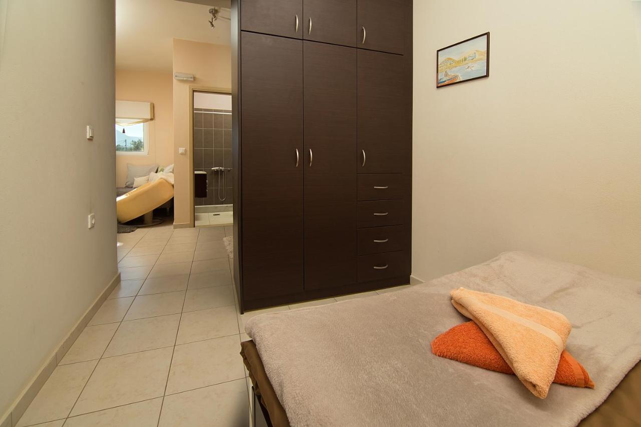 Economy One-Bedroom Apartment