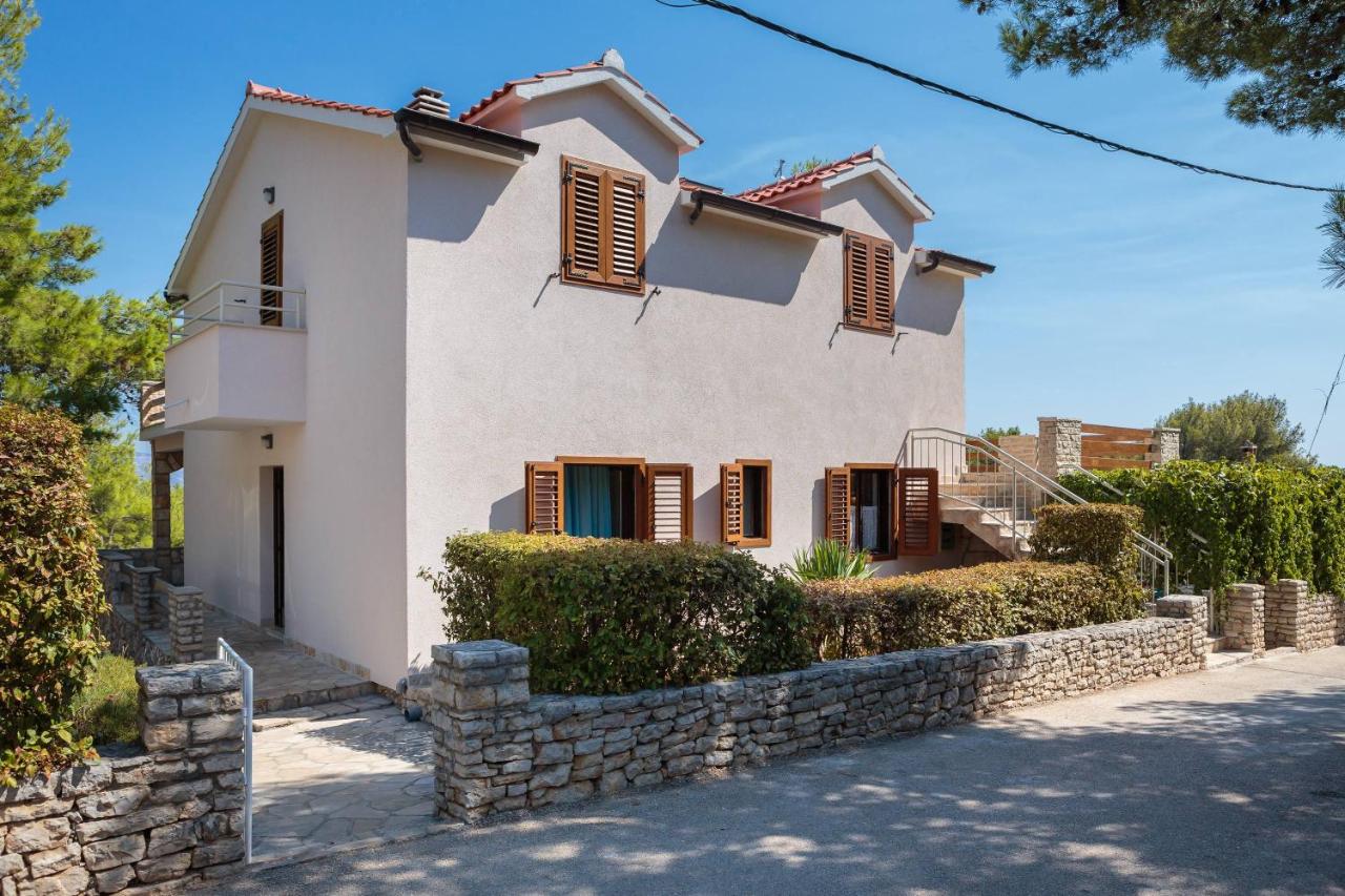 Three-Bedroom Apartment with Terrace and Sea View