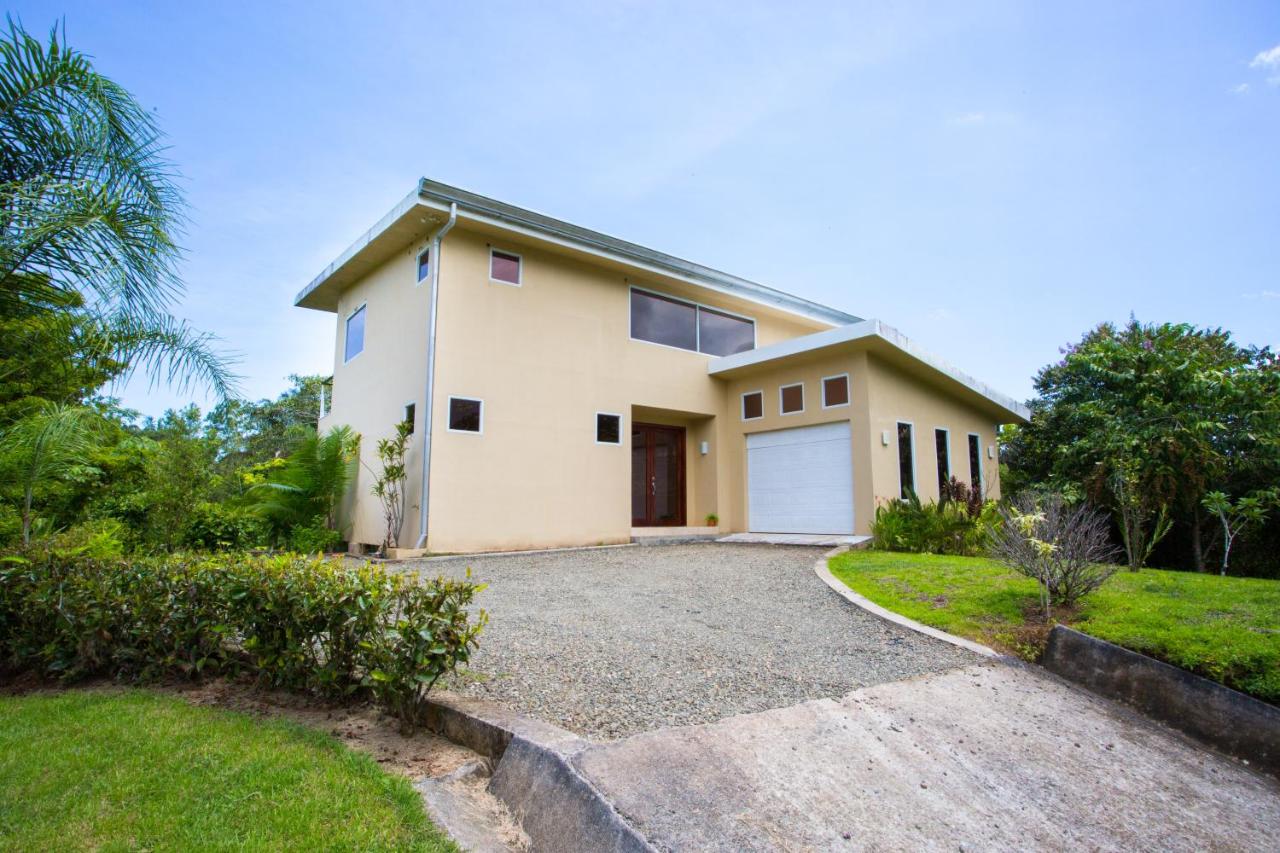 Casa de Fox - Confort en medio de la jungla! - B&B Manuel Antonio