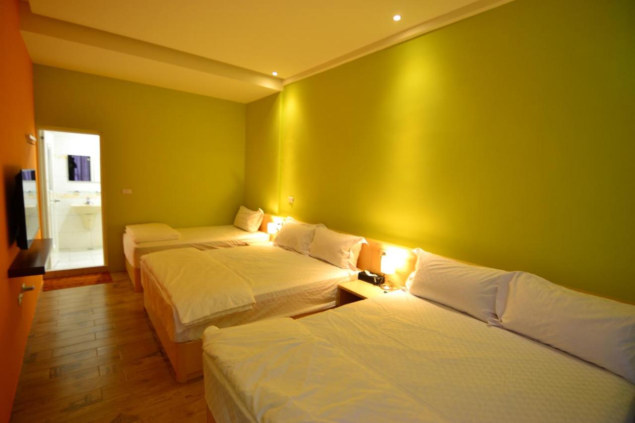 Chambre Familiale avec Salle de Bains