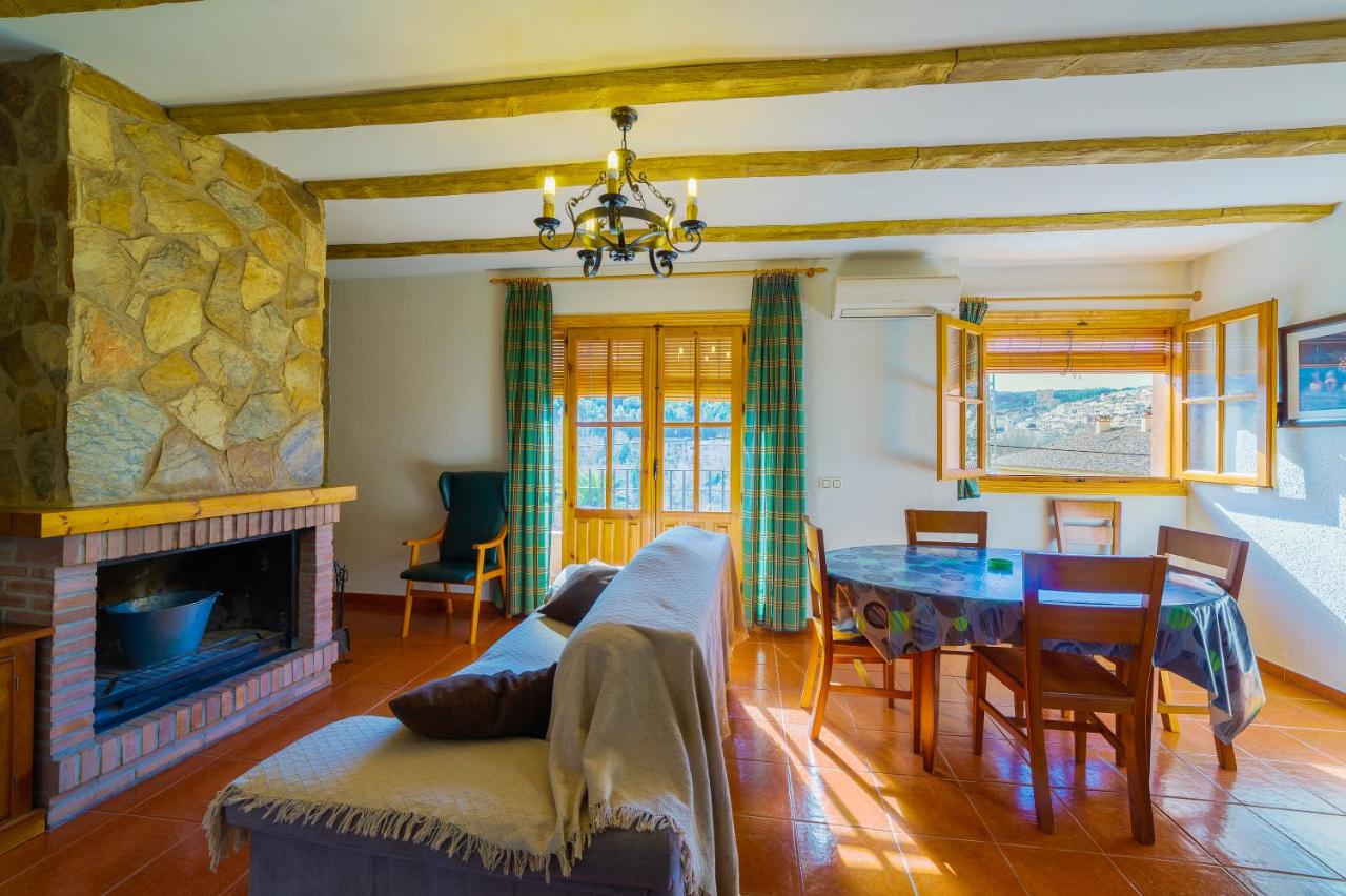 Two-Bedroom Apartment (5 Adults)