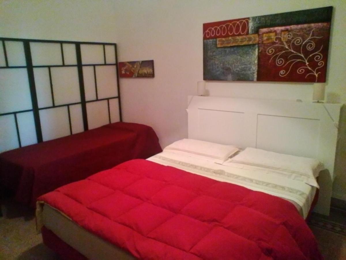 Camera Tripla Basic con Bagno in Comune